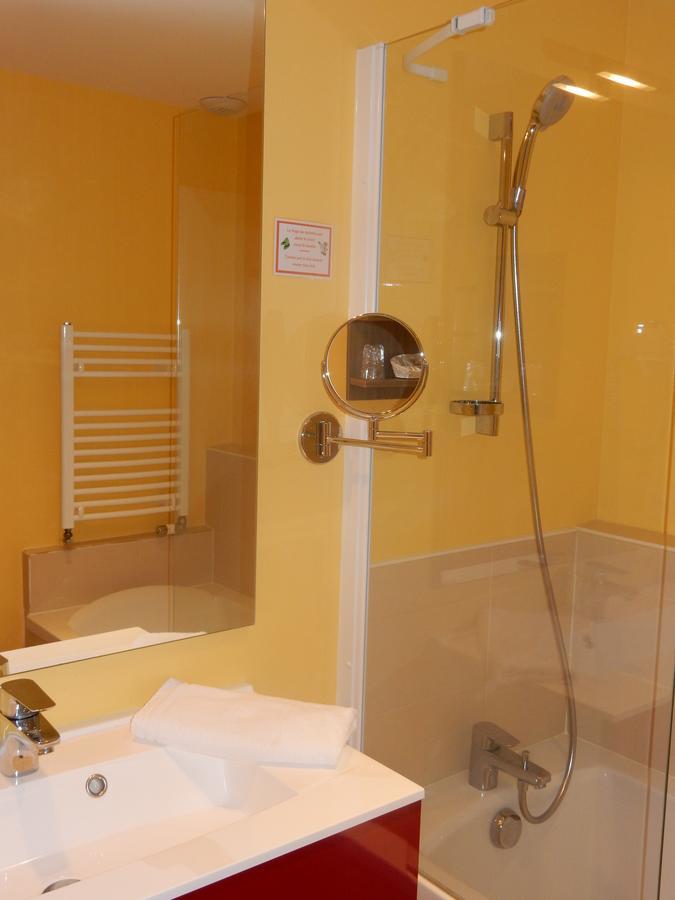 Logis Hotel Saint-Hubert กูร์-เชอแวร์นี ภายนอก รูปภาพ