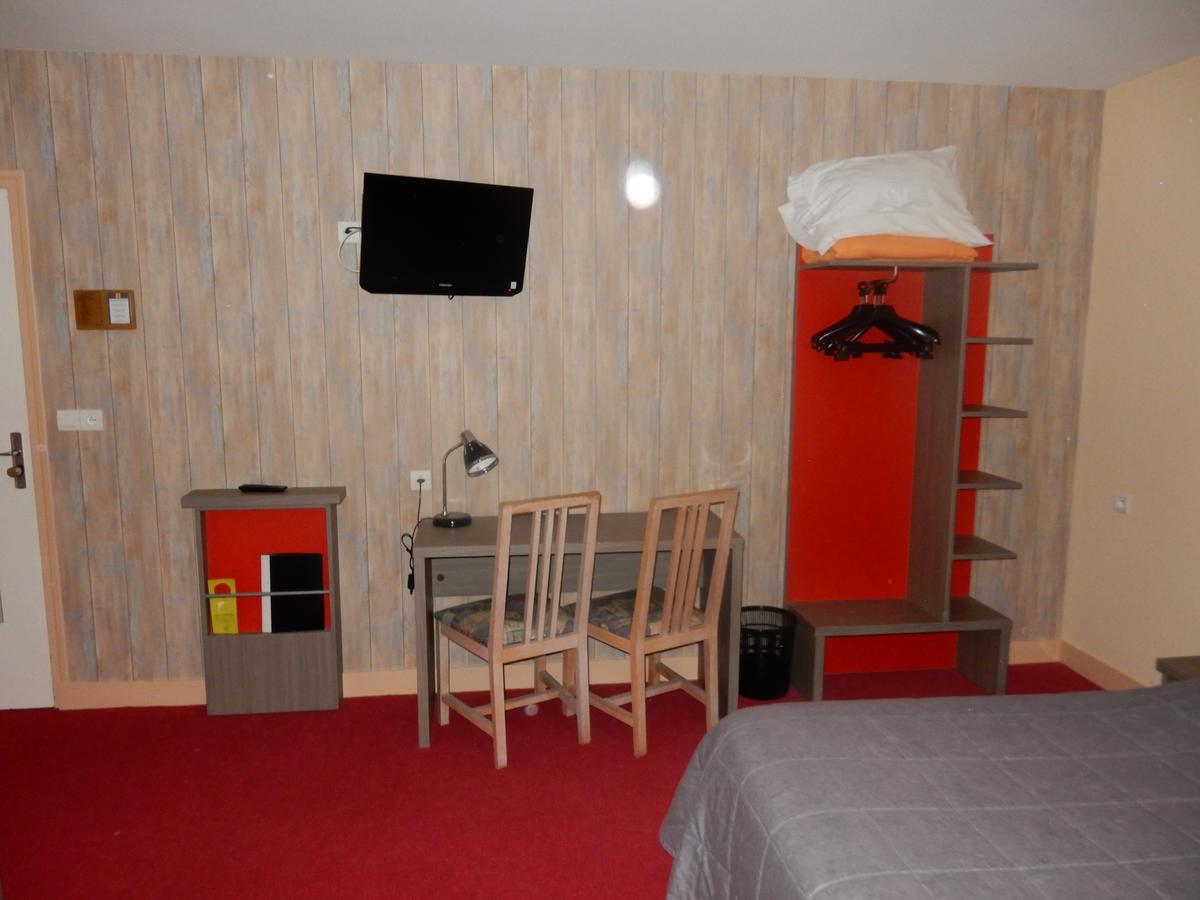 Logis Hotel Saint-Hubert กูร์-เชอแวร์นี ภายนอก รูปภาพ