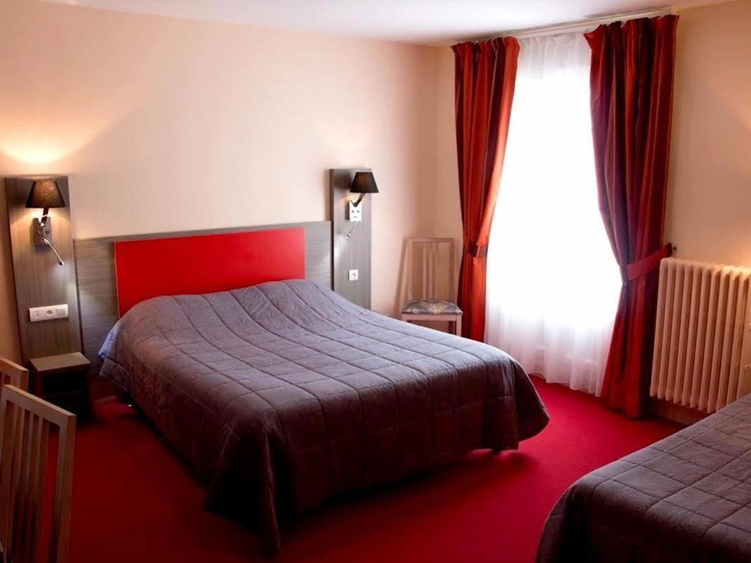 Logis Hotel Saint-Hubert กูร์-เชอแวร์นี ภายนอก รูปภาพ